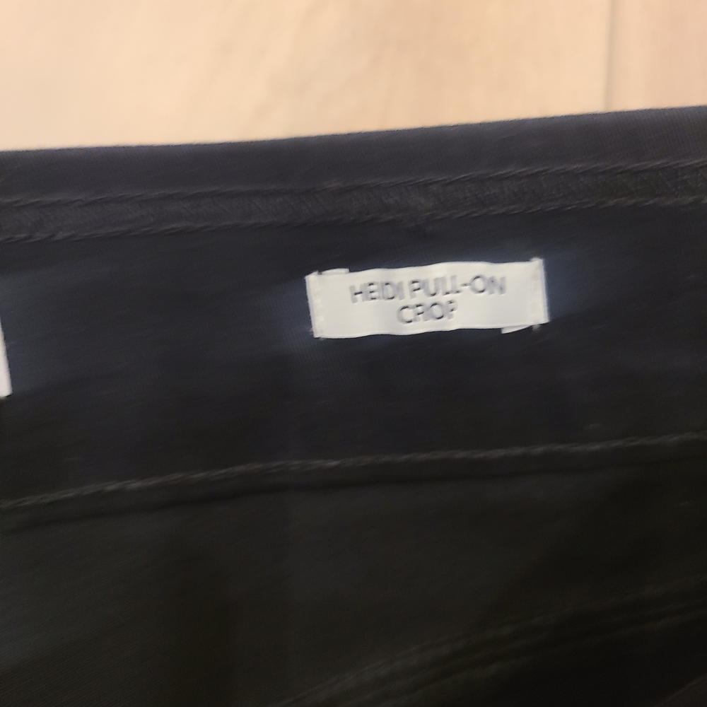 NWT Nine West Black Pull-On Crop Pants - Picture 5 of 5
